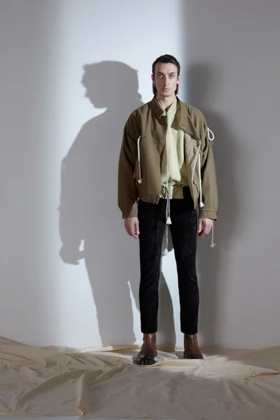 Look 16